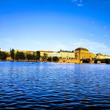 Apartament Valentinka Minutes Away From Charles Bridge Praga Zewnętrze zdjęcie