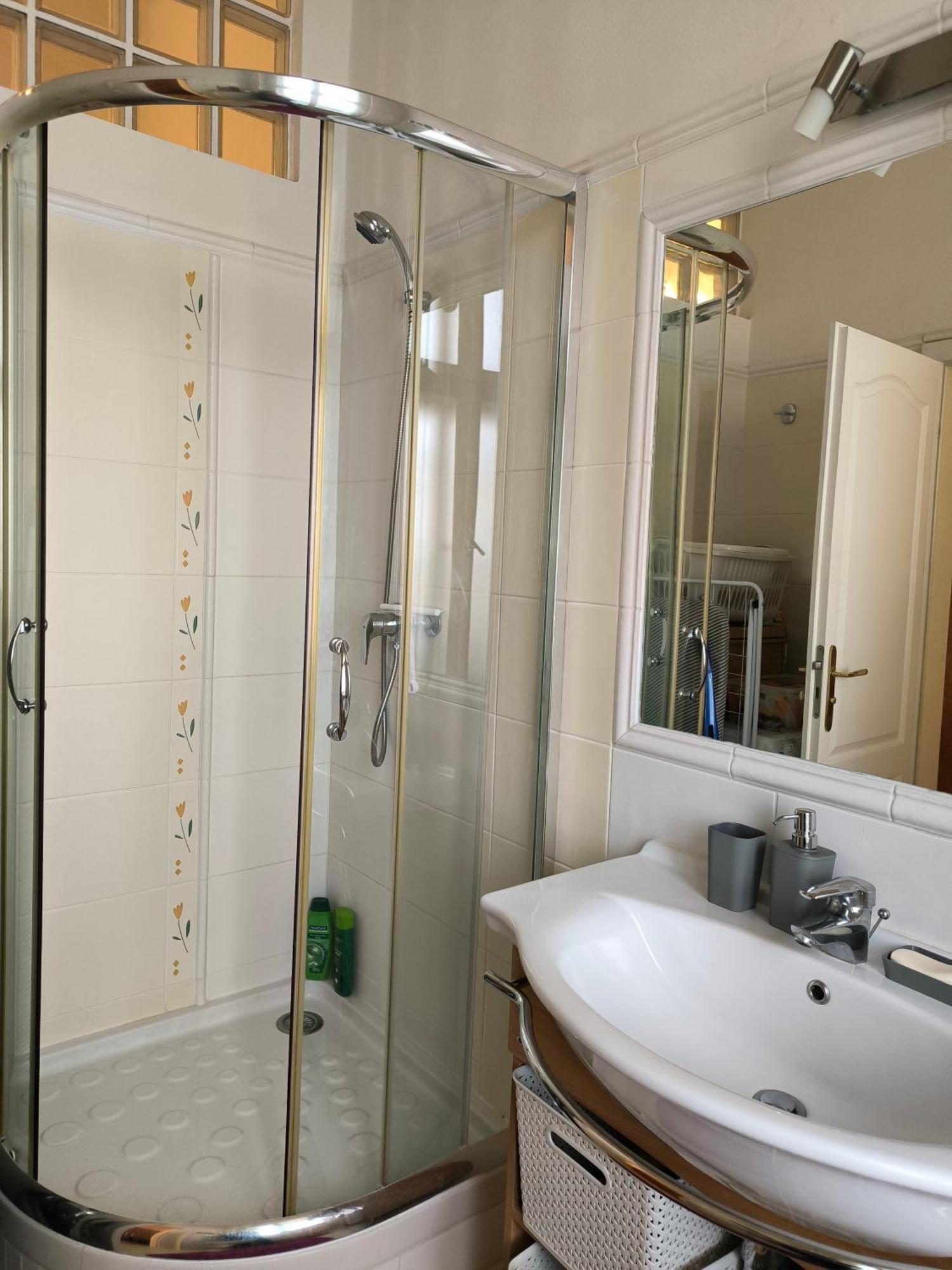Apartament Valentinka Minutes Away From Charles Bridge Praga Zewnętrze zdjęcie